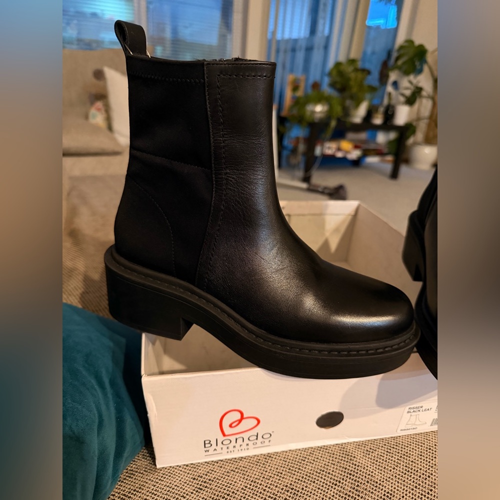 Blondo Waterproof boots
